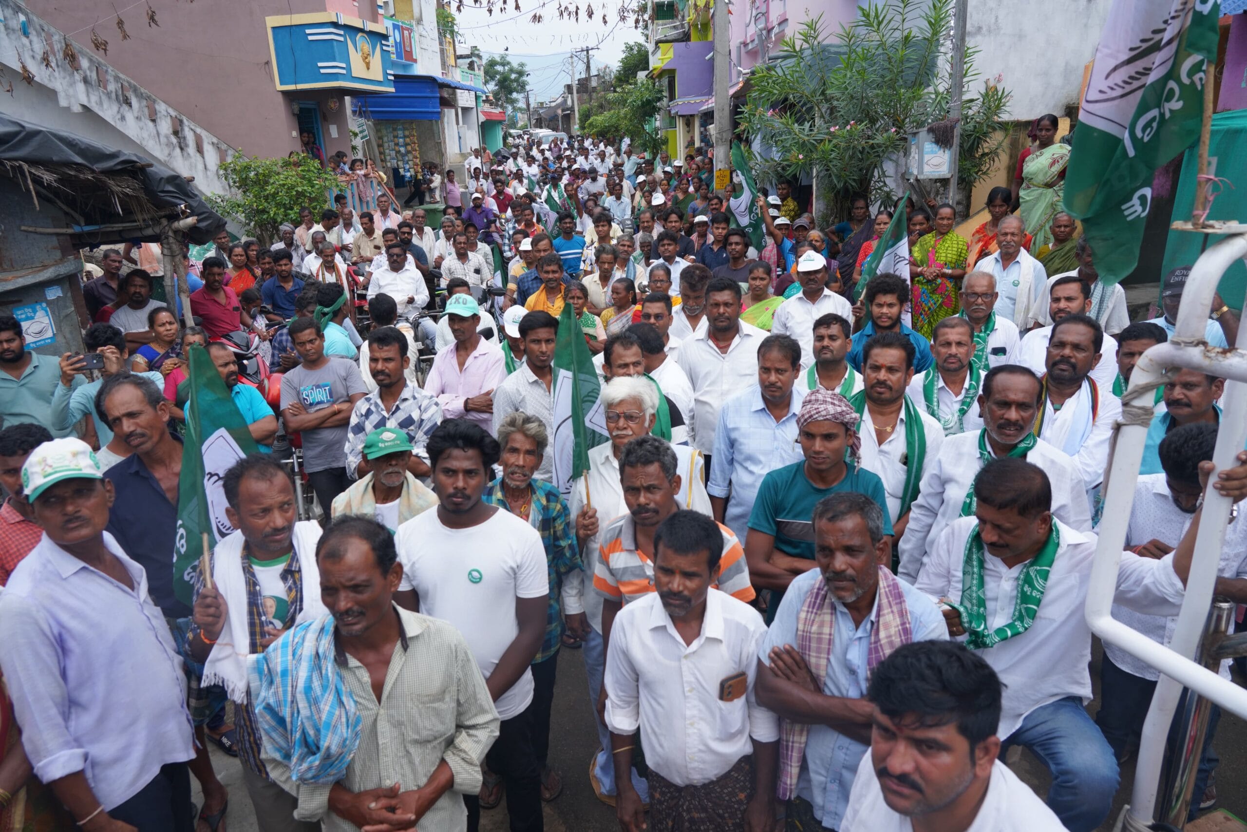 Huge People Turnout for the support of the protest in Parlakhemundi called by MLA of Paralakhemundi, Gajapati 2