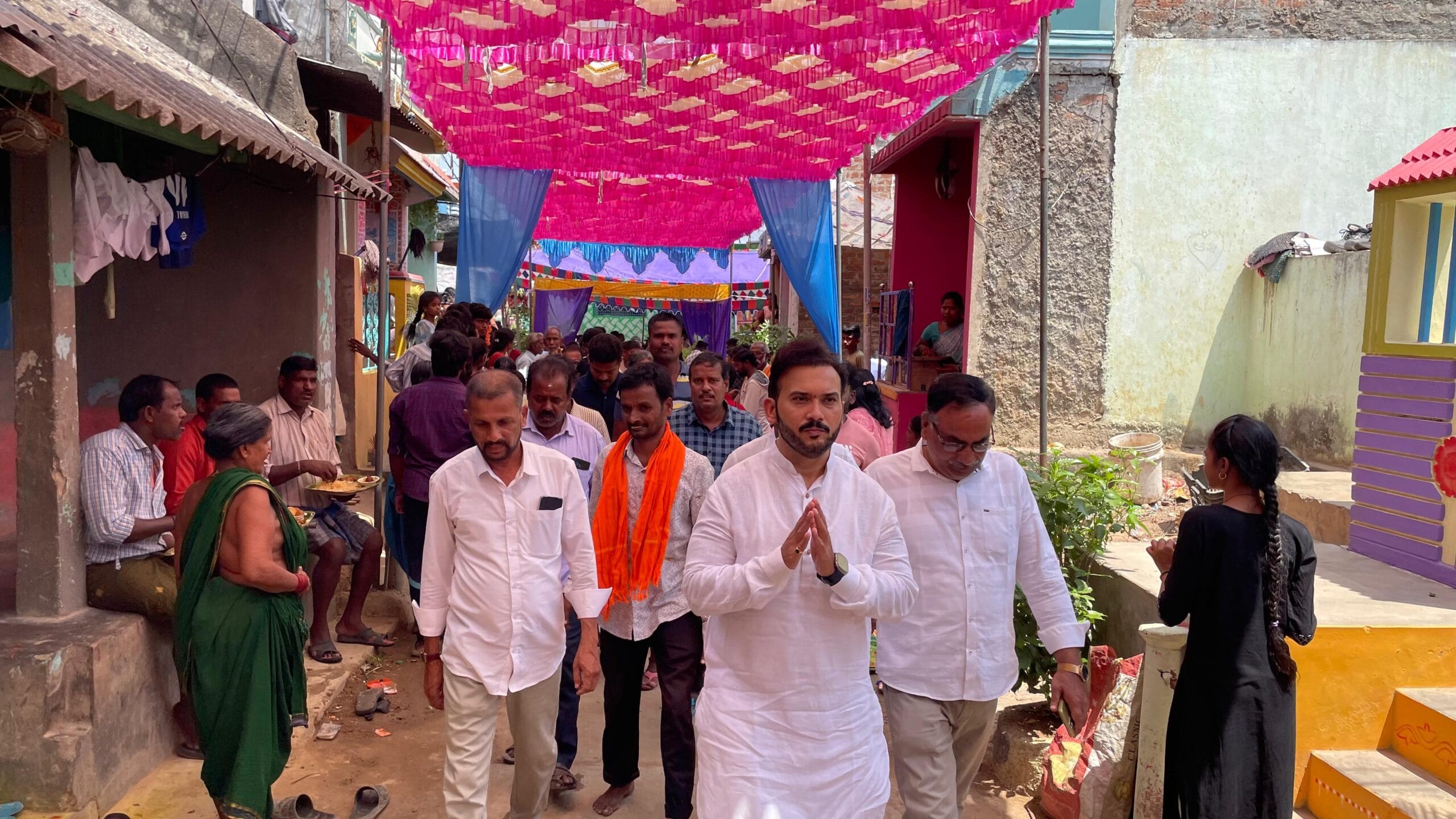 MLA Rupeshpanigrahi Visit to a Public House function 1